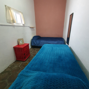 habitacion dos hospedaje en camas individuales en el centro de san luis potosi 